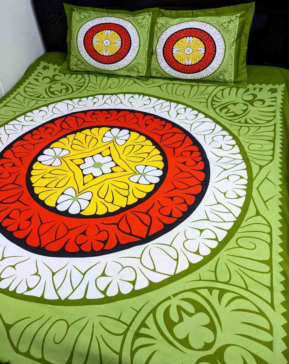 100% Twill Fabric High Quality Standard Design Bedsheet  (৩ পিসের সেট)